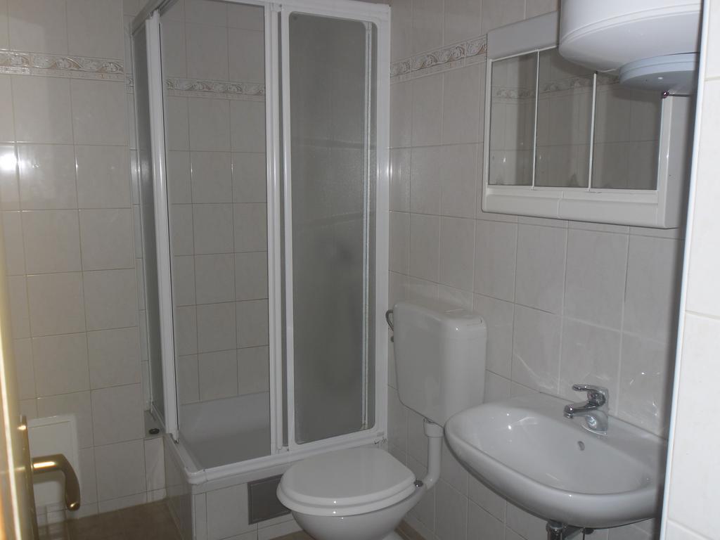 Apartments Golubic Sveti Petar  Oda fotoğraf