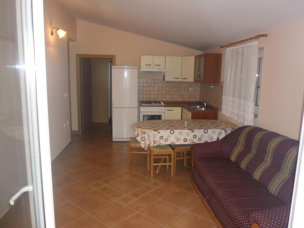 Apartments Golubic Sveti Petar  Oda fotoğraf